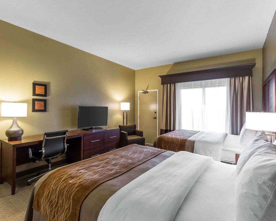 Tollgate Inn Нейплс Экстерьер фото